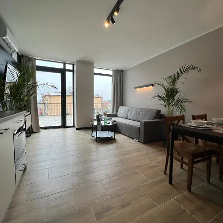 Party Avangarde Apartments City Center Леба Екстер'єр фото