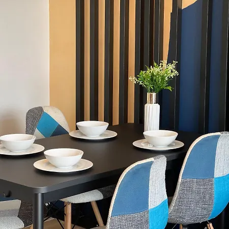 Party Avangarde Apartments City Center Леба Екстер'єр фото