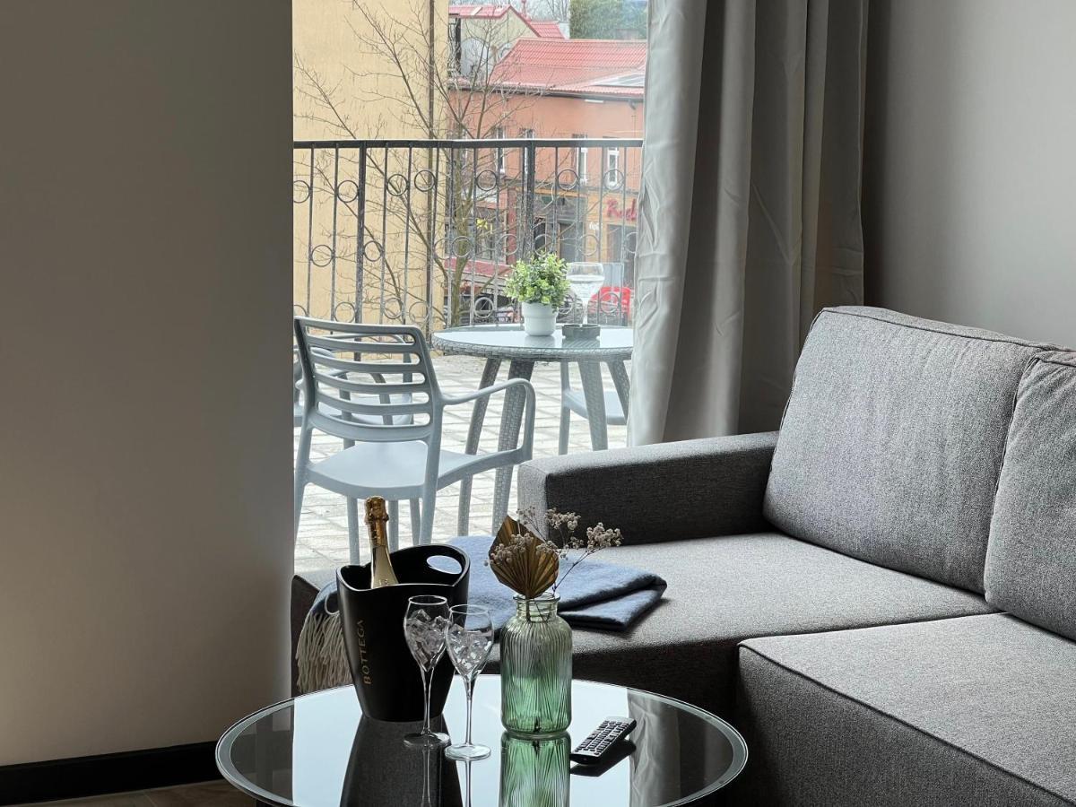 Party Avangarde City Center Apartment *